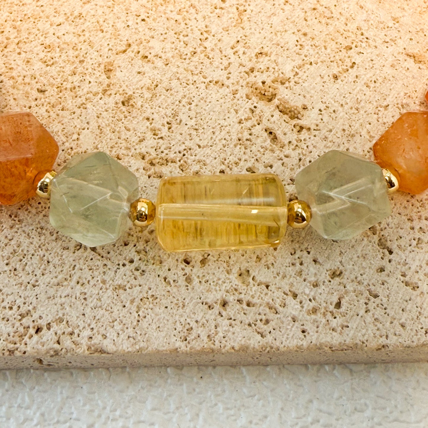 🌟 **星光招財 · 黃晶阿魯沙手繩** 🌟