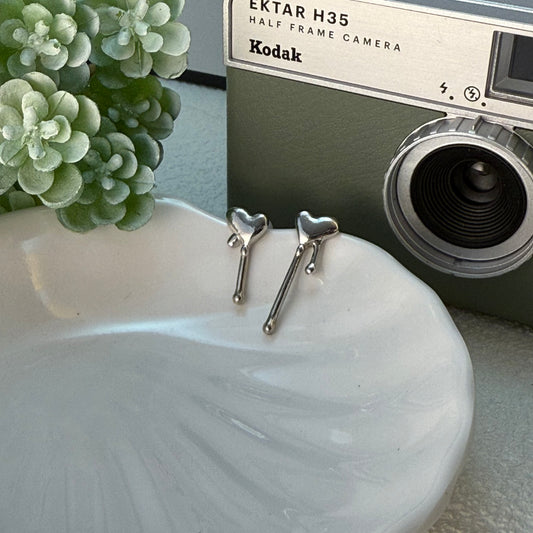 🌟 銀針愛心耳環 🌟