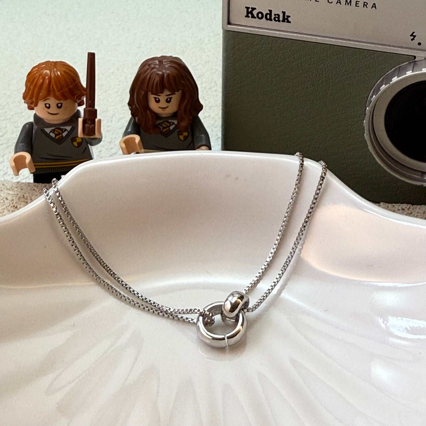 💫 *【簡約雙環手鍊】—— 低調與優雅的完美結合*