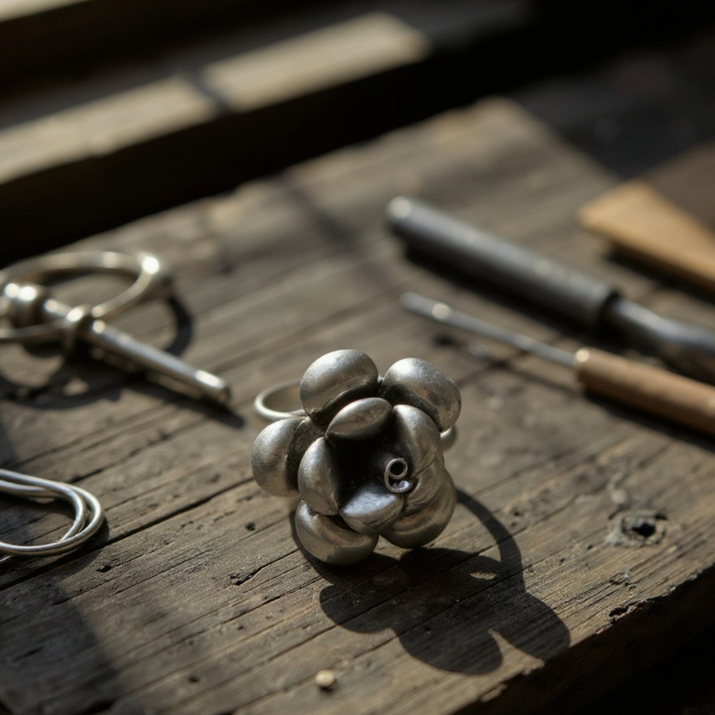 【藝術感滿分】誇張大花瓣開口戒指 - 立體花朵設計｜存在感十足