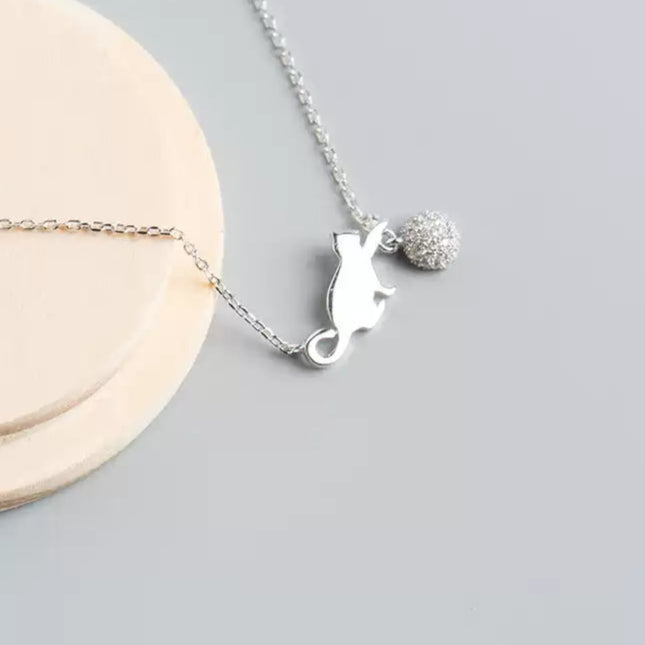 「貓奴必收鎖骨鏈｜S925純銀萌貓玩球項鍊｜INS簡約學生風｜小眾氣質飾品」