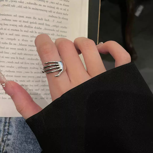 【暗黑潮酷】骷髏手爪開口戒指 - 嘻哈風格設計｜個性宣言單品｜