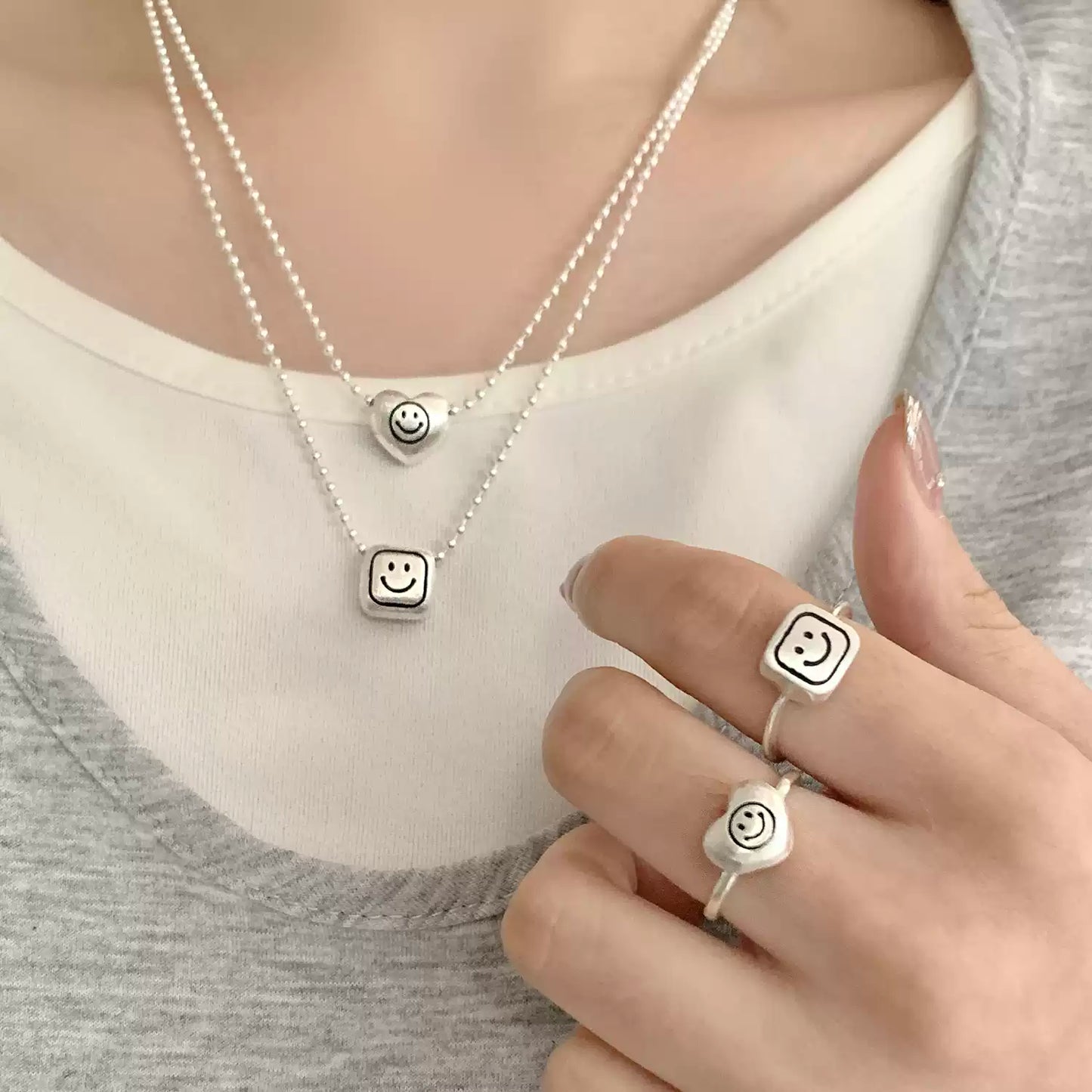 【每日好心情】簡約笑臉項鍊套組 - 方形/心形鎖骨鏈｜百搭日常款｜