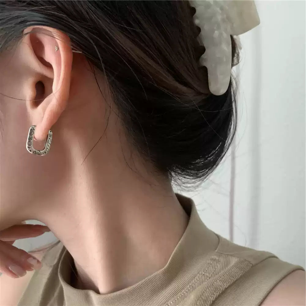 【個性宣言】塗鴉U型耳環 - 藝術感日常配飾｜輕盈舒適｜